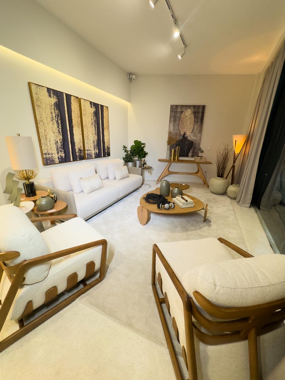 Sala de estar de alto padrão mobiliada pela La Decor em Itabuna, Sul da Bahia